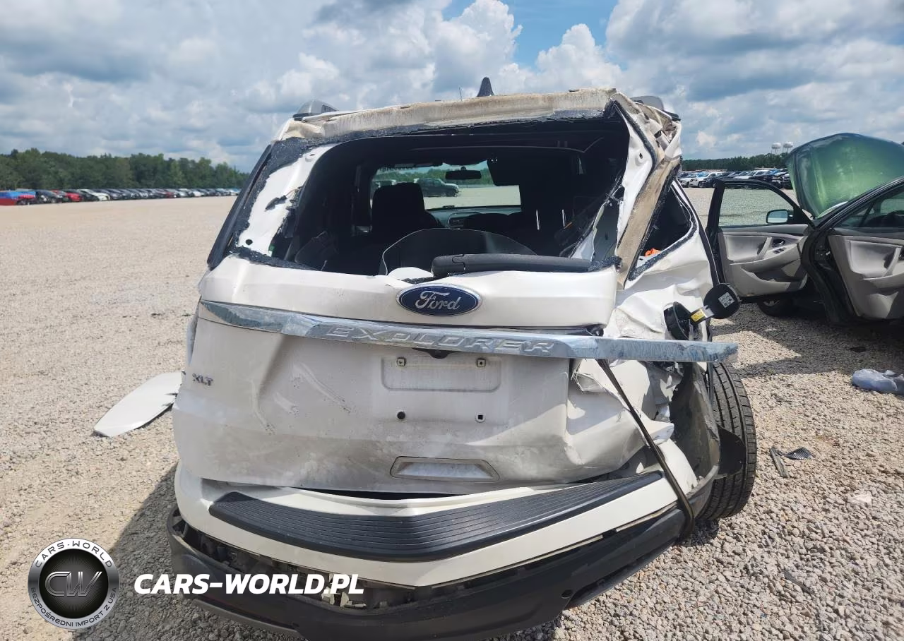 2019 Ford Explorer Xlt VIN:1FM5K7D81KGA49156 - 6