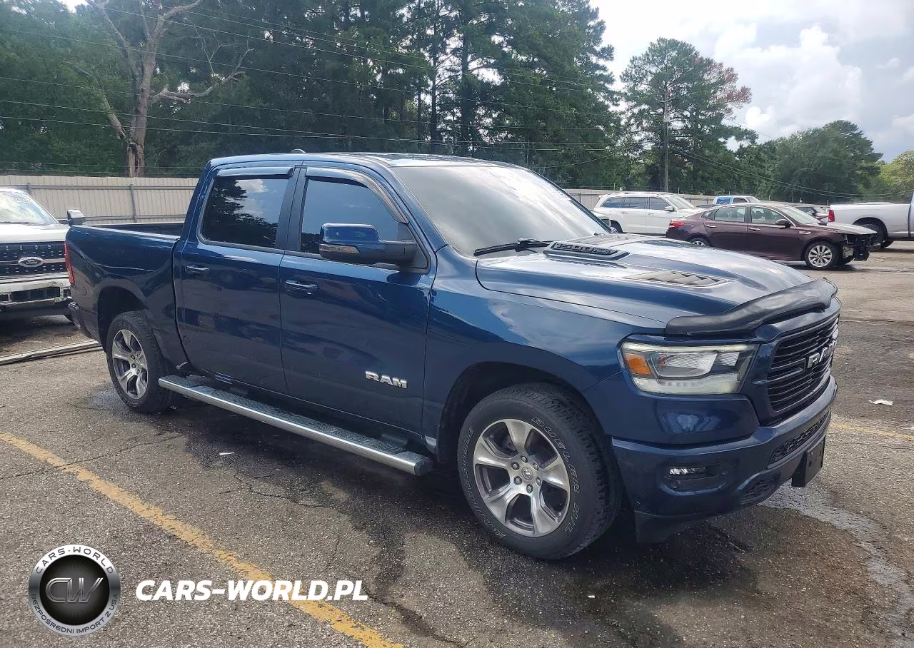 2023 Ram 1500 Laramie VIN:1C6RREJT0PN670445 - 4