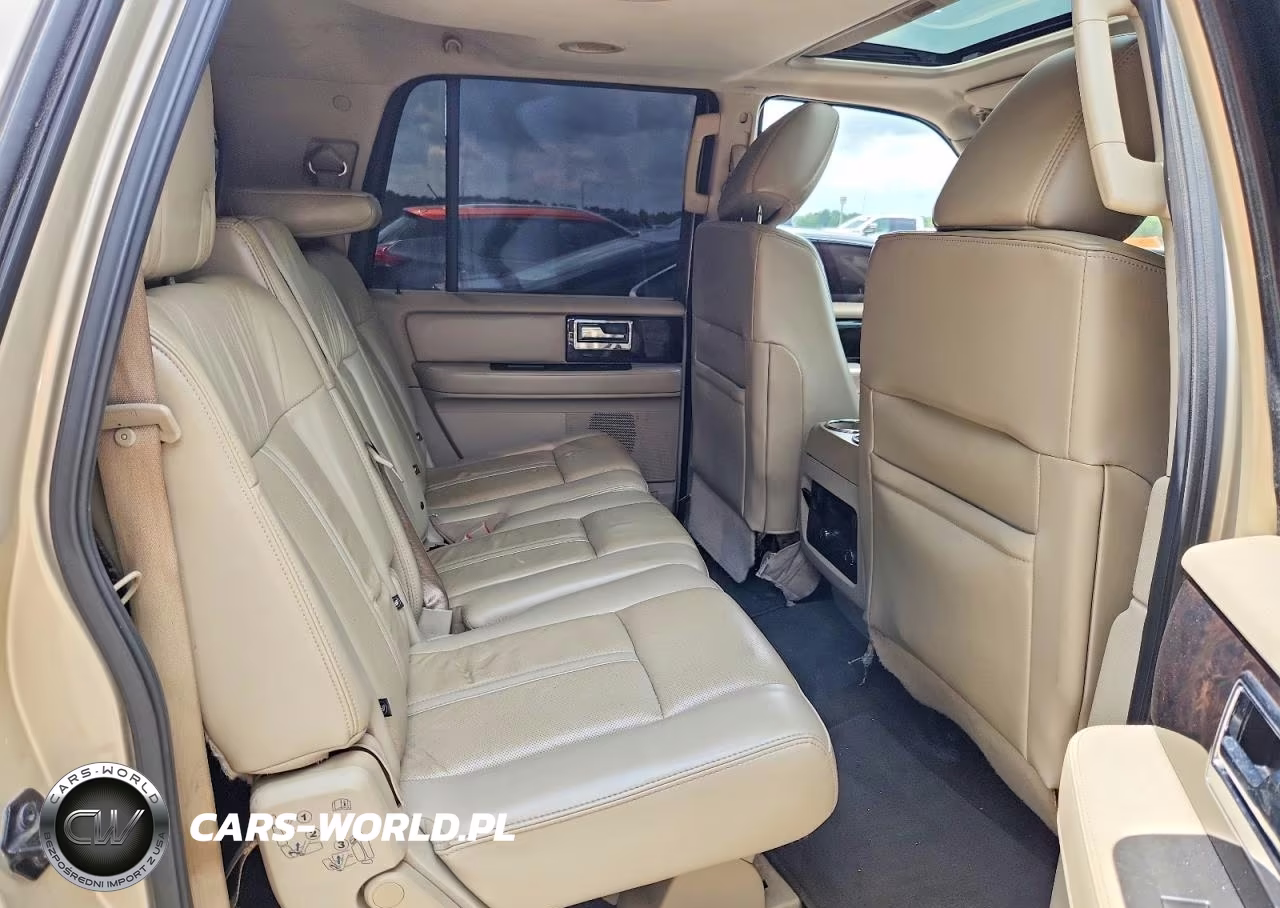 2017 Lincoln Navigator L Select VIN:5LMJJ3JTXHEL07002 - 10
