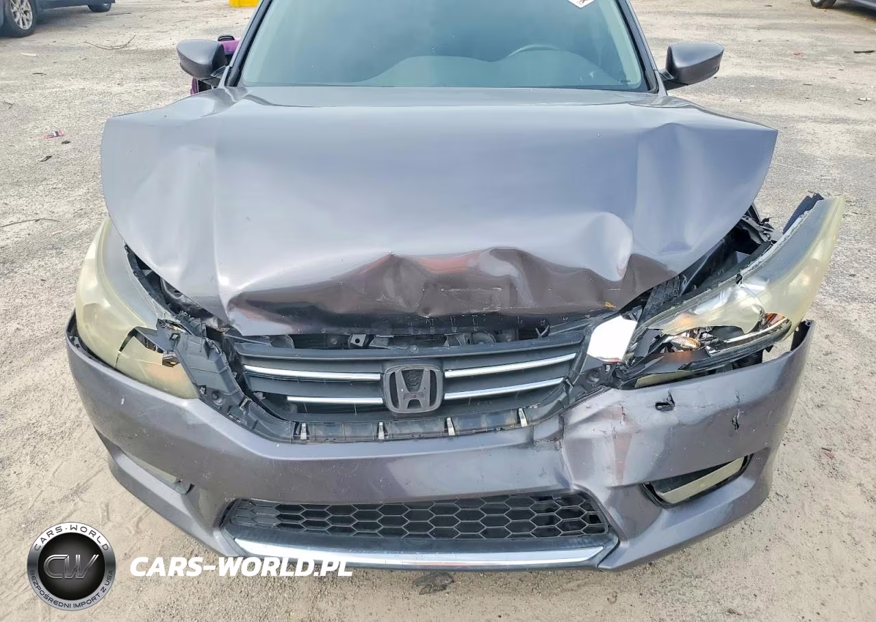 2015 Honda Accord Sport VIN:1HGCR2F55FA090736 - 11