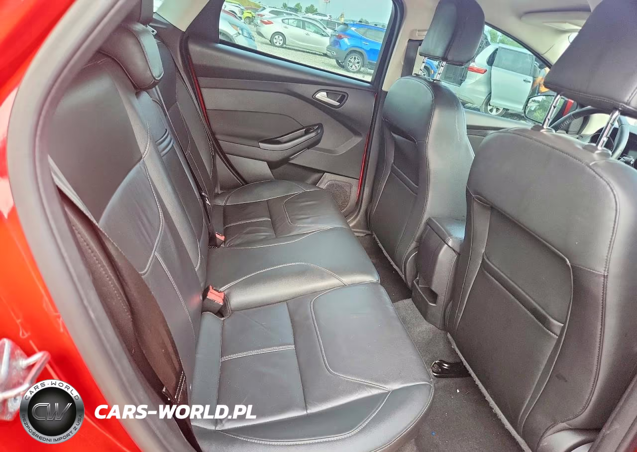 2015 Ford Focus Se VIN:1FADP3K25FL213553 - 10