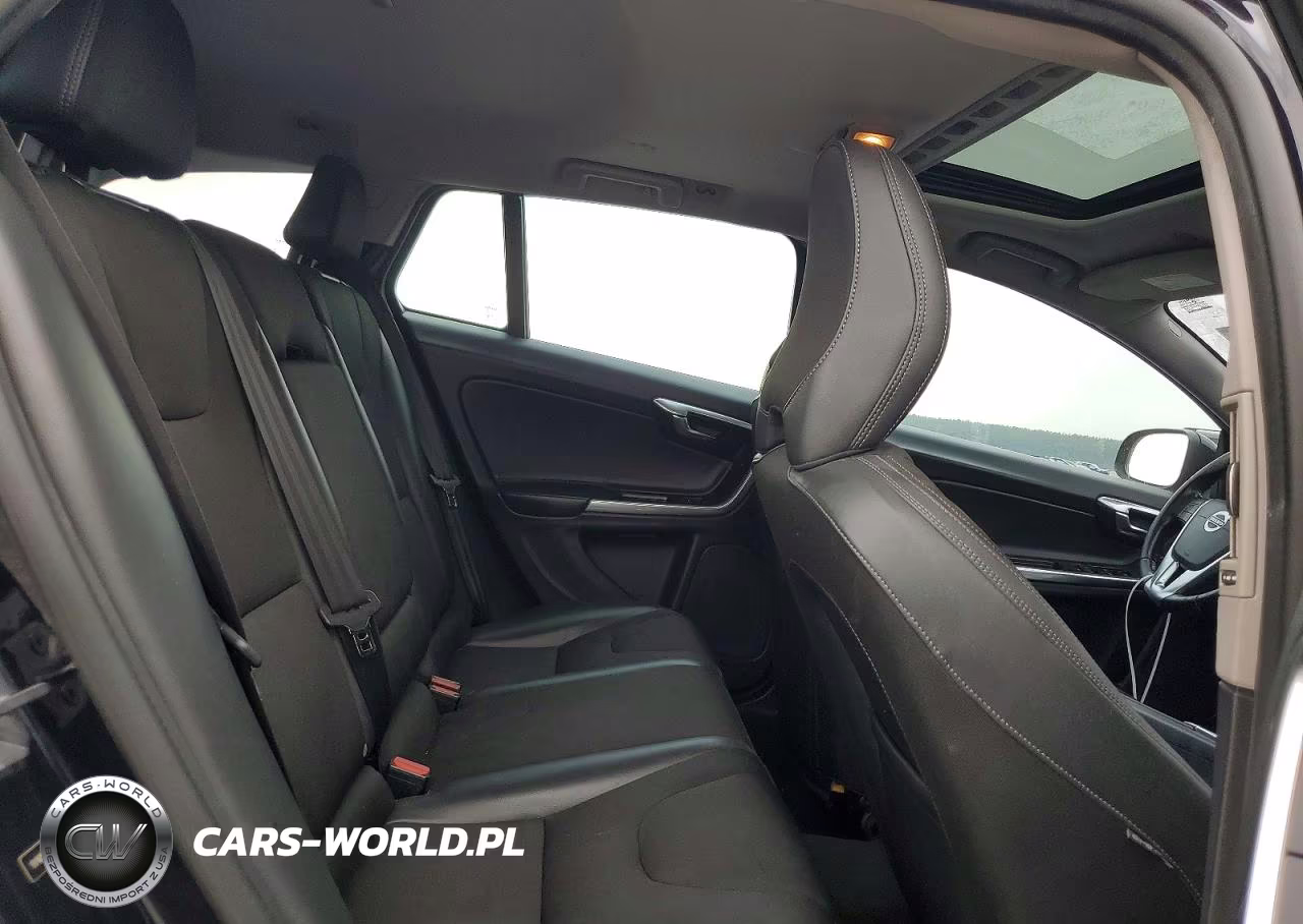 2017 Volvo V60 T5 VIN:YV140MEJ3H1345422 - 10