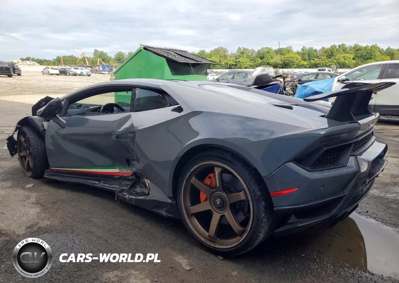 2018 Lamborghini Huracan Performante VIN:ZHWUD4ZF5JLA08545 - 2