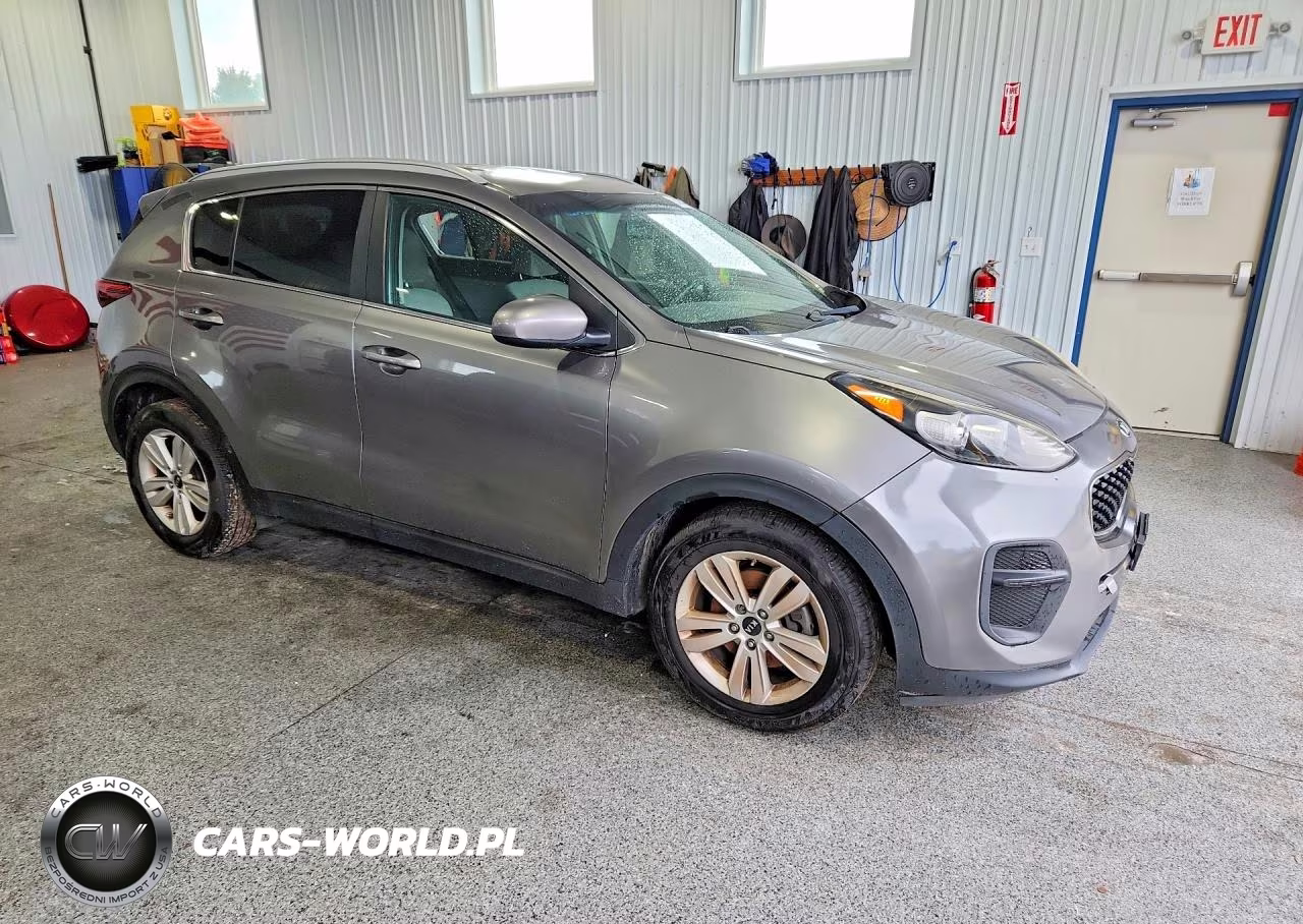 2018 Kia Sportage Lx VIN:KNDPM3AC2J7380660 - 4