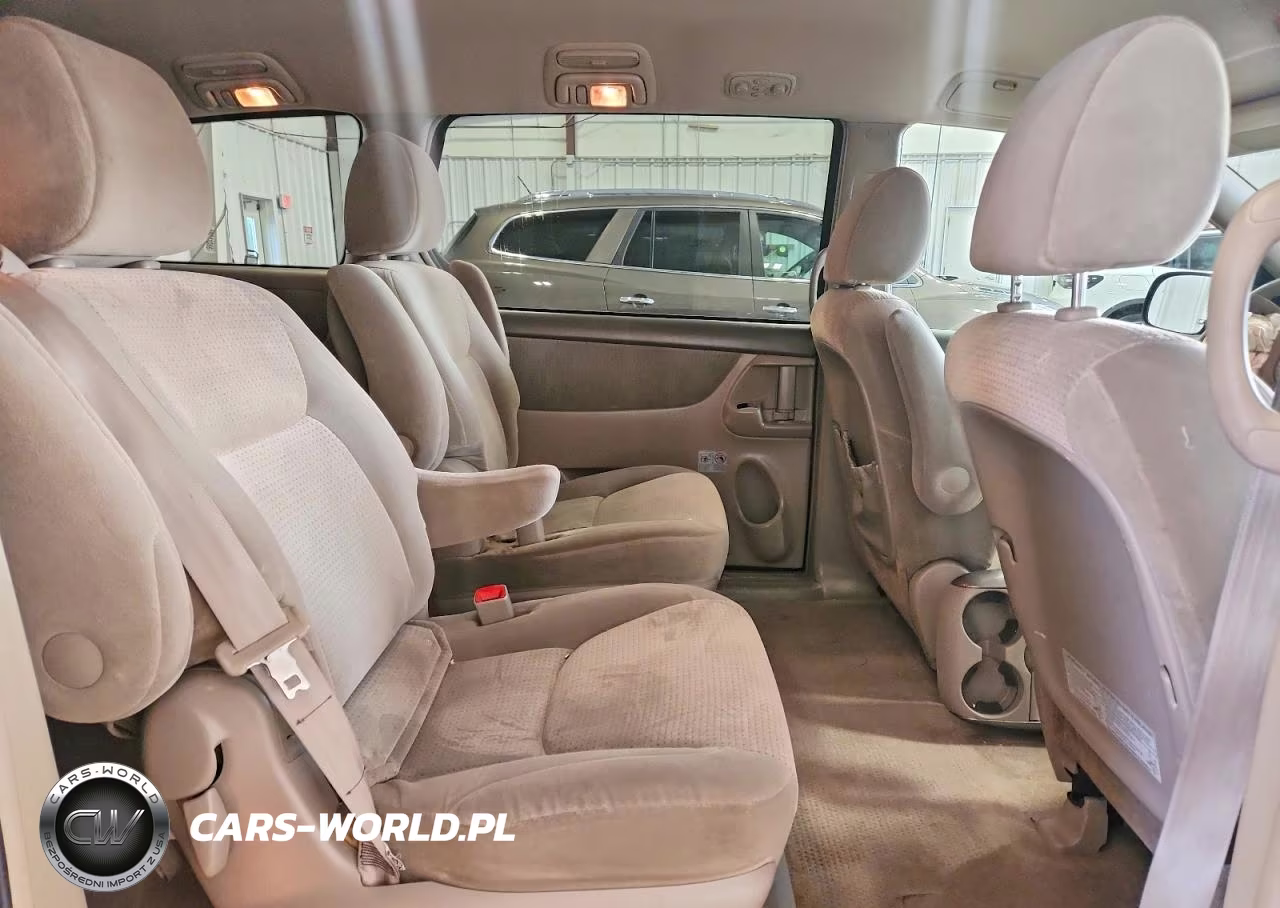 2010 Toyota Sienna Le 7-Passenger VIN:5TDKK4CC8AS319841 - 10