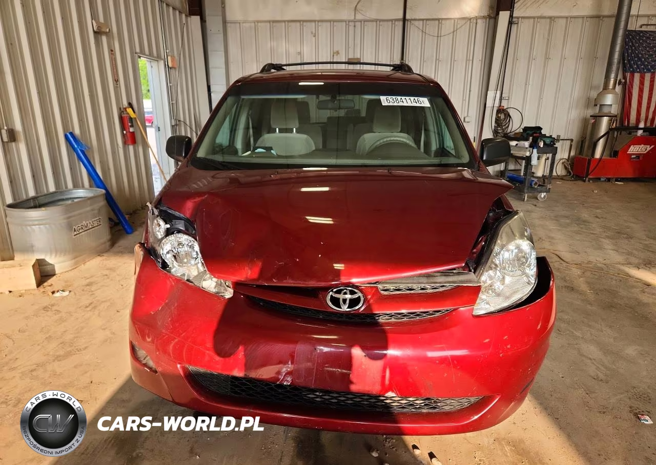2010 Toyota Sienna Le 7-Passenger VIN:5TDKK4CC8AS319841 - 5