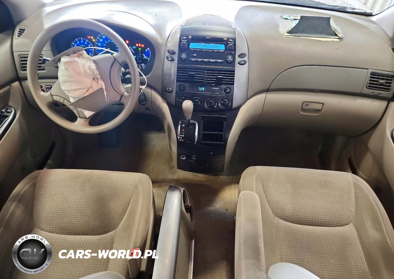 2010 Toyota Sienna Le 7-Passenger VIN:5TDKK4CC8AS319841 - 8