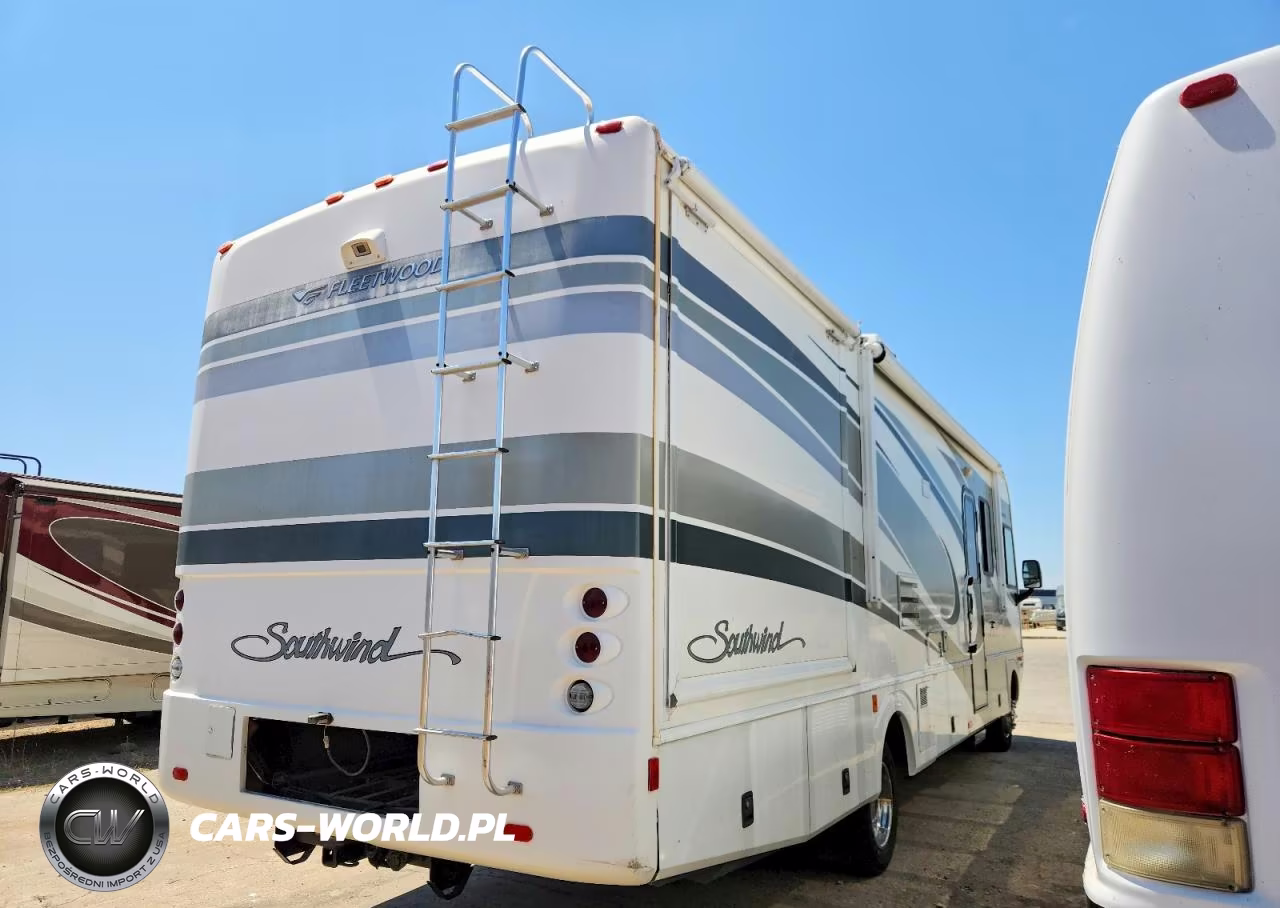 2005 Workhorse Custom Chassis Motorhome Chassis W22 VIN:5B4MP67G853407871 - 4