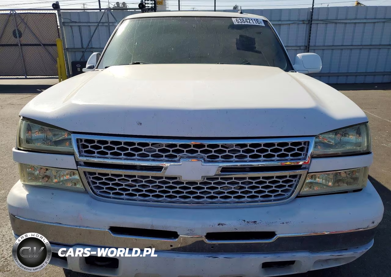2007 Chevrolet Silverado C1500 Classic Crew Cab VIN:2GCEC13Z271155645 - 5