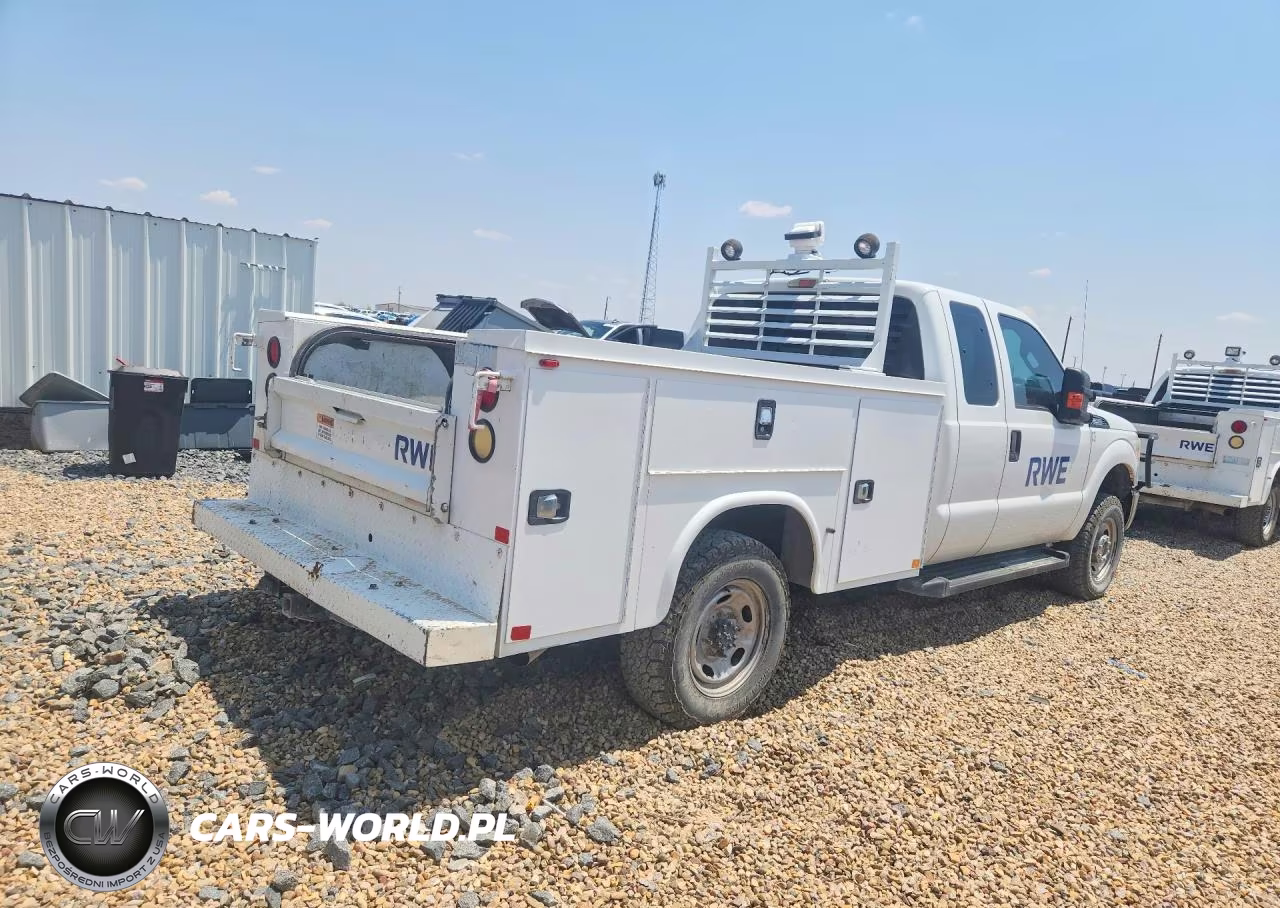 2015 Ford F250 Super Duty VIN:1FT7X2B64FEC04173 - 3