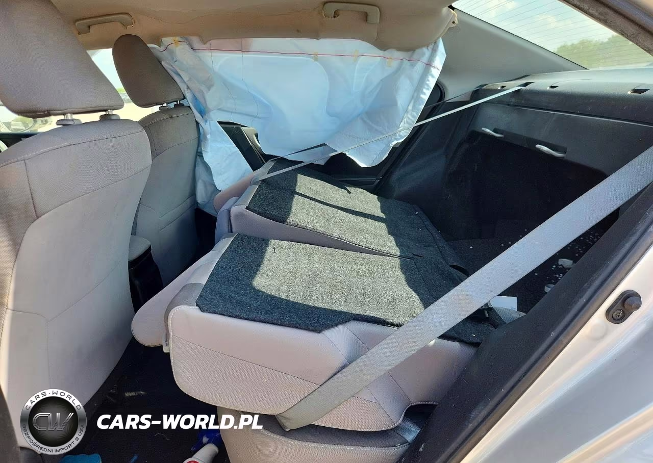 2019 Toyota Corolla Le VIN:5YFBURHE0KP868137 - 10