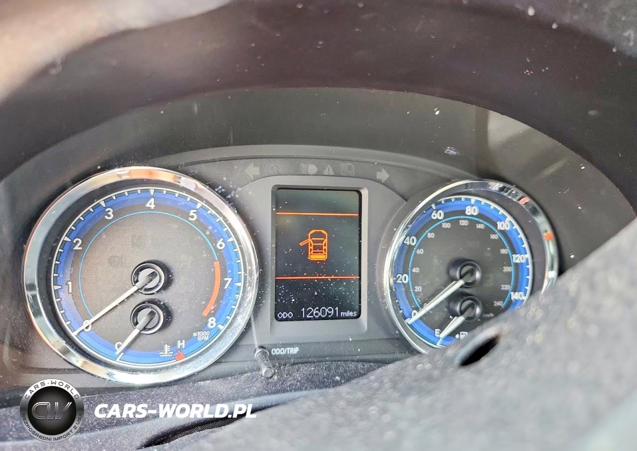 2019 Toyota Corolla Le VIN:5YFBURHE0KP868137 - 9