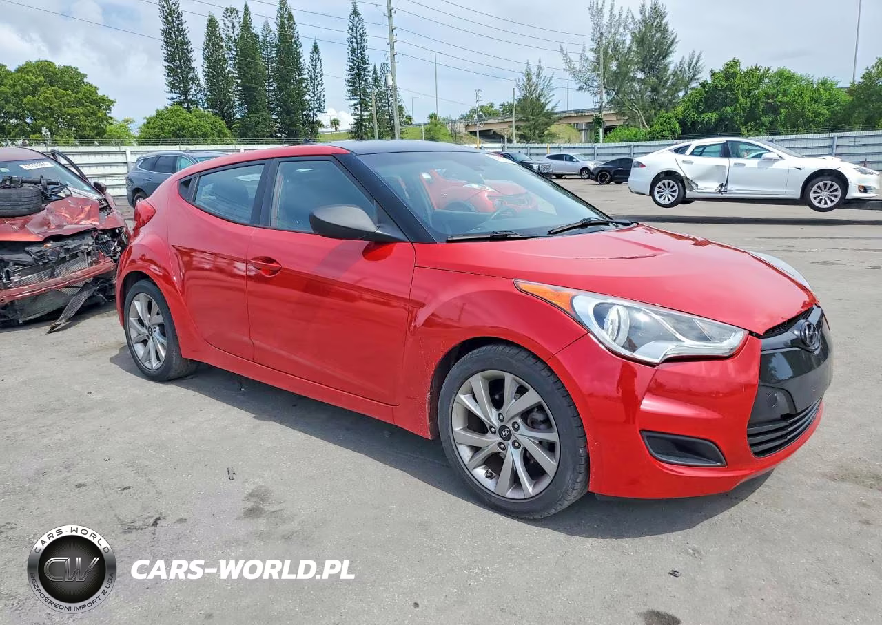 2016 Hyundai Veloster Base VIN:KMHTC6AD9GU275728 - 4
