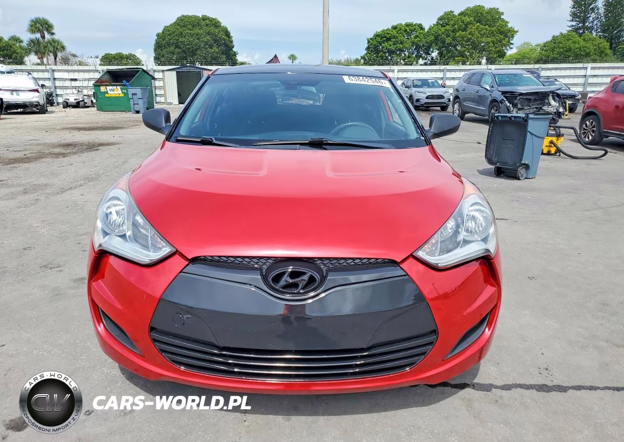 2016 Hyundai Veloster Base VIN:KMHTC6AD9GU275728 - 5