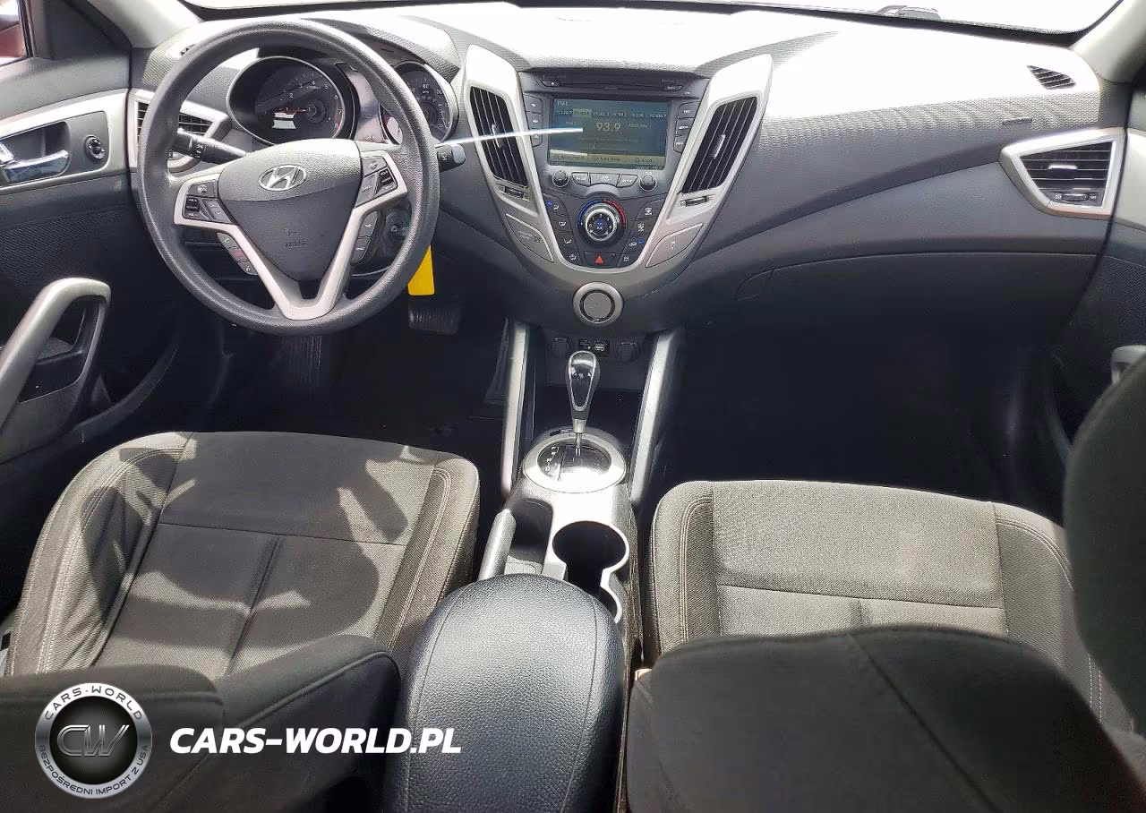 2016 Hyundai Veloster Base VIN:KMHTC6AD9GU275728 - 8