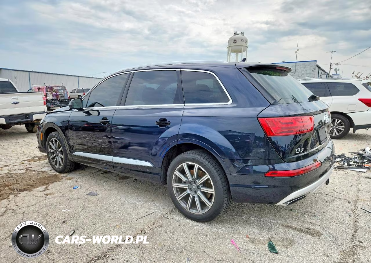2017 Audi Q7 Premium Plus VIN:WA1LAAF78HD058750 - 2