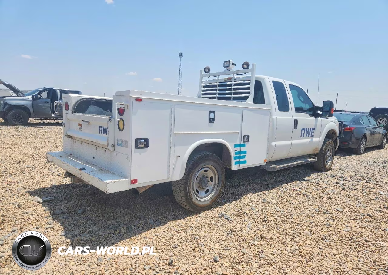 2015 Ford F250 Super Duty VIN:1FT7X2B62FEC04172 - 3