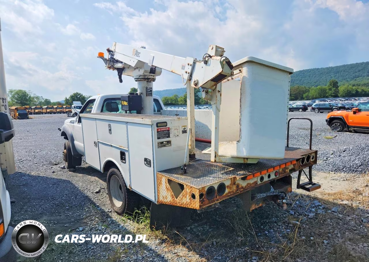 2011 Ford F450 Super Duty Bucket Truck VIN:1FDUF4GY8BED09901 - 2