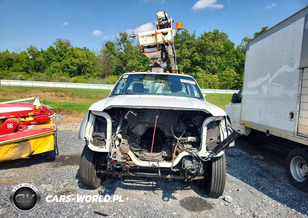 2011 Ford F450 Super Duty Bucket Truck VIN:1FDUF4GY8BED09901 - 5