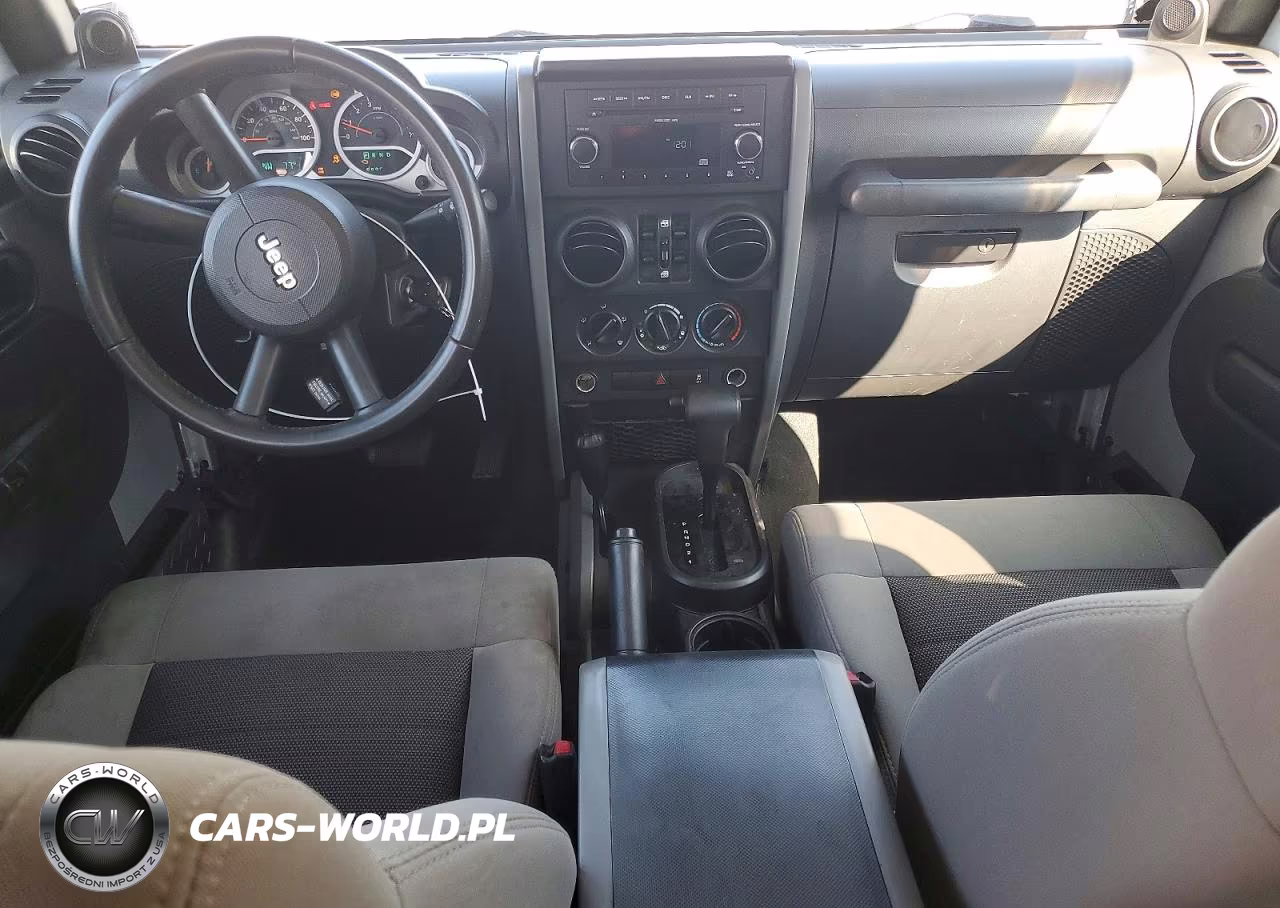 2010 Jeep Wrangler Unlimited Sport VIN:1J4BA3H10AL197671 - 8