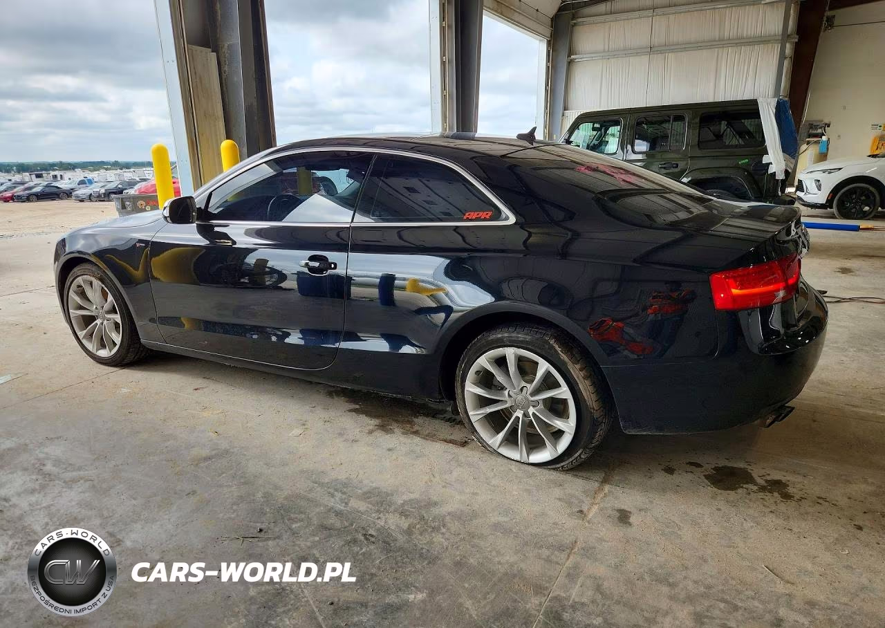 2013 Audi A5 Premium VIN:WAUCFAFR4DA077801 - 2