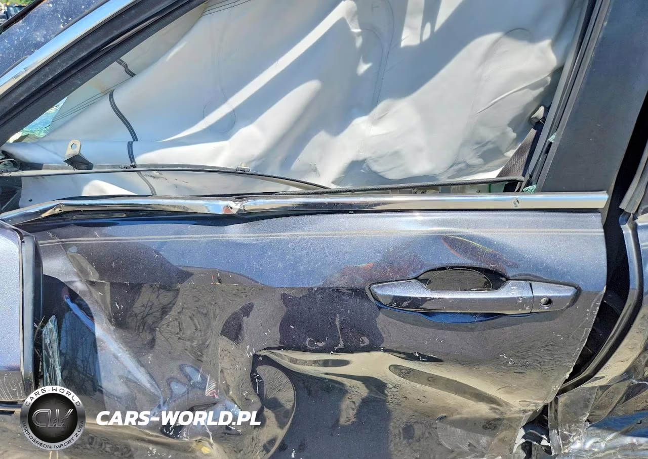 2019 Honda Cr-V Touring VIN:2HKRW1H98KH502629 - 7