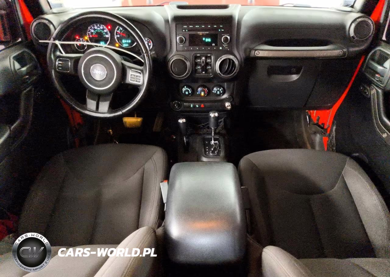 2016 Jeep Wrangler Unlimited Sport VIN:1C4HJWDG9GL313440 - 8