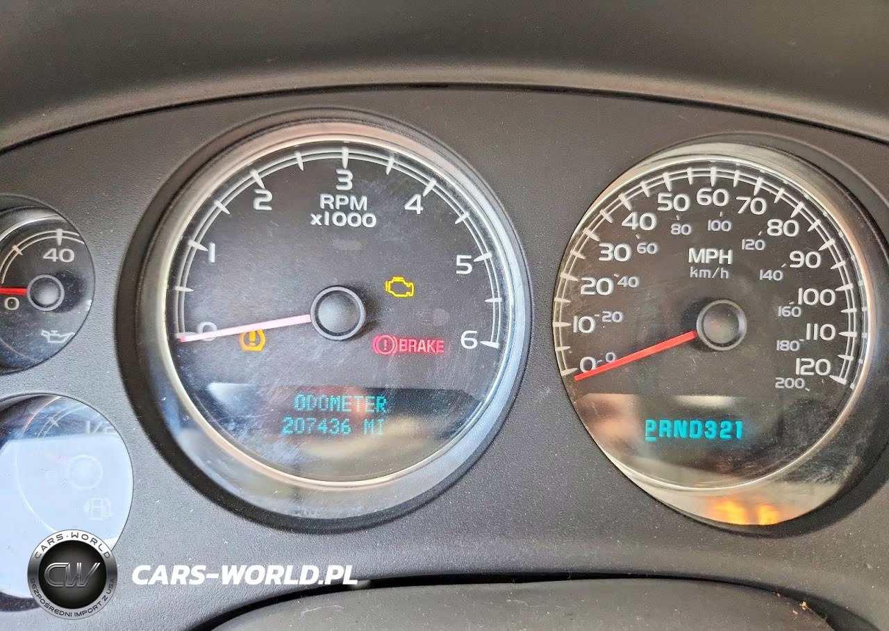 2007 Chevrolet Tahoe K1500 VIN:1GNFK13057J128235 - 9