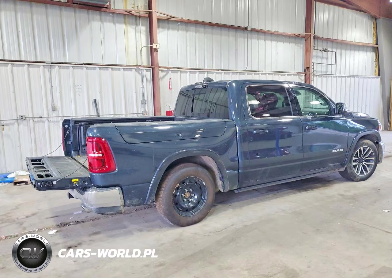 2026 Ram 1500 Limited VIN:1C6SRFHP1TN334619 - 3