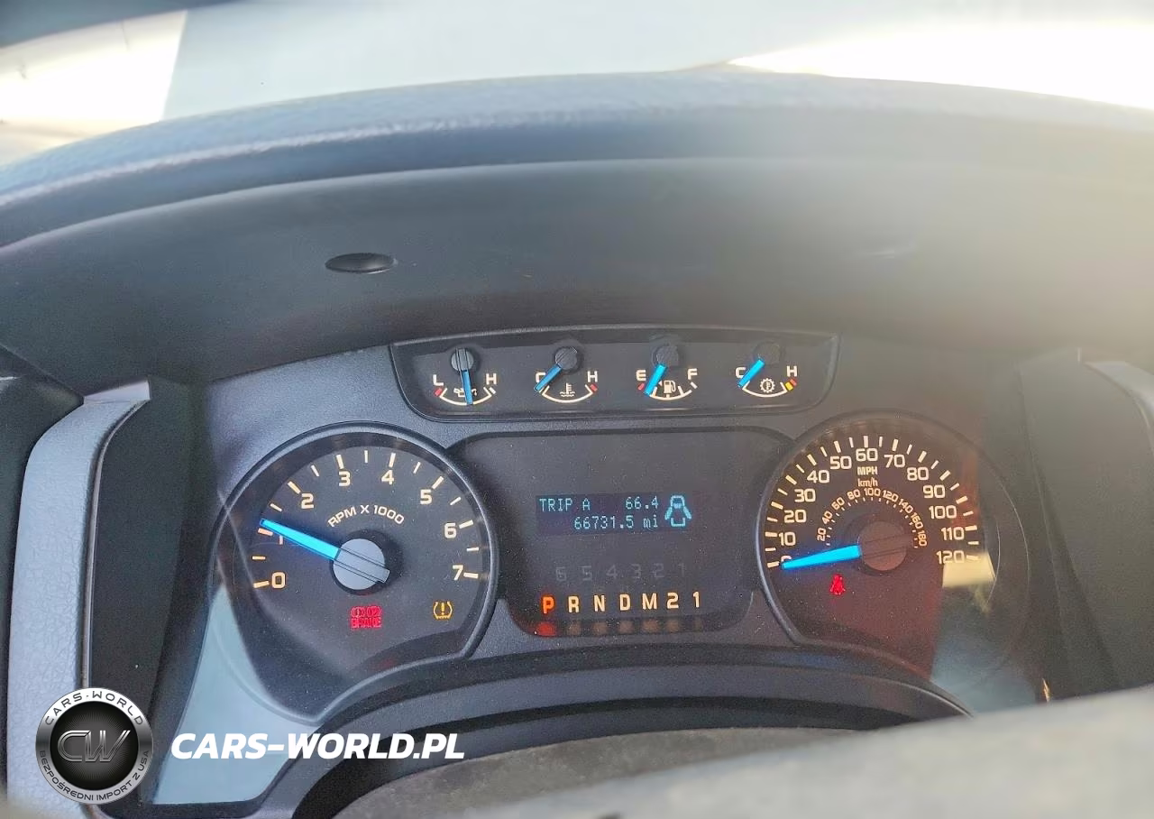 2014 Ford F150 VIN:1FTMF1CM7EKG23079 - 9
