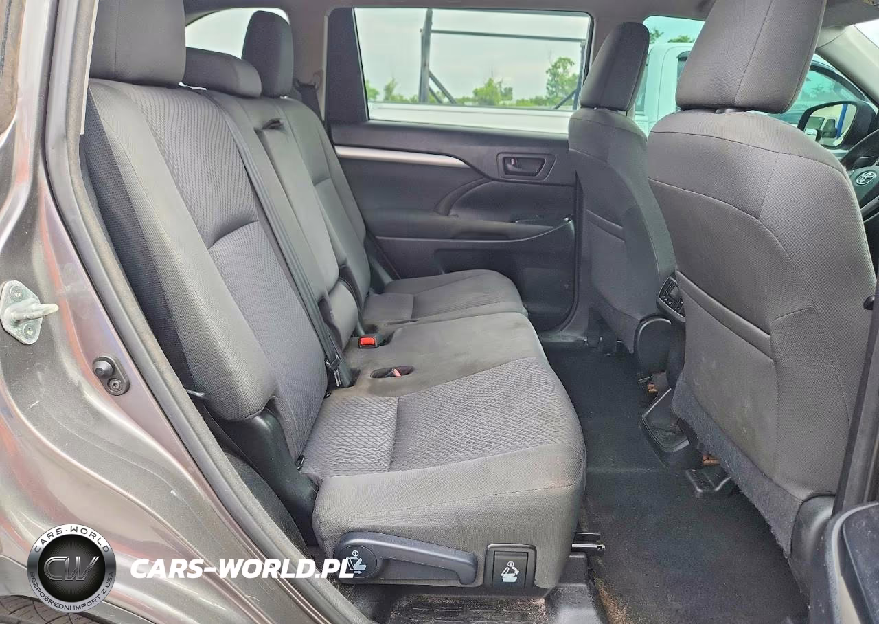 2017 Toyota Highlander Le VIN:5TDZARFH9HS023291 - 11