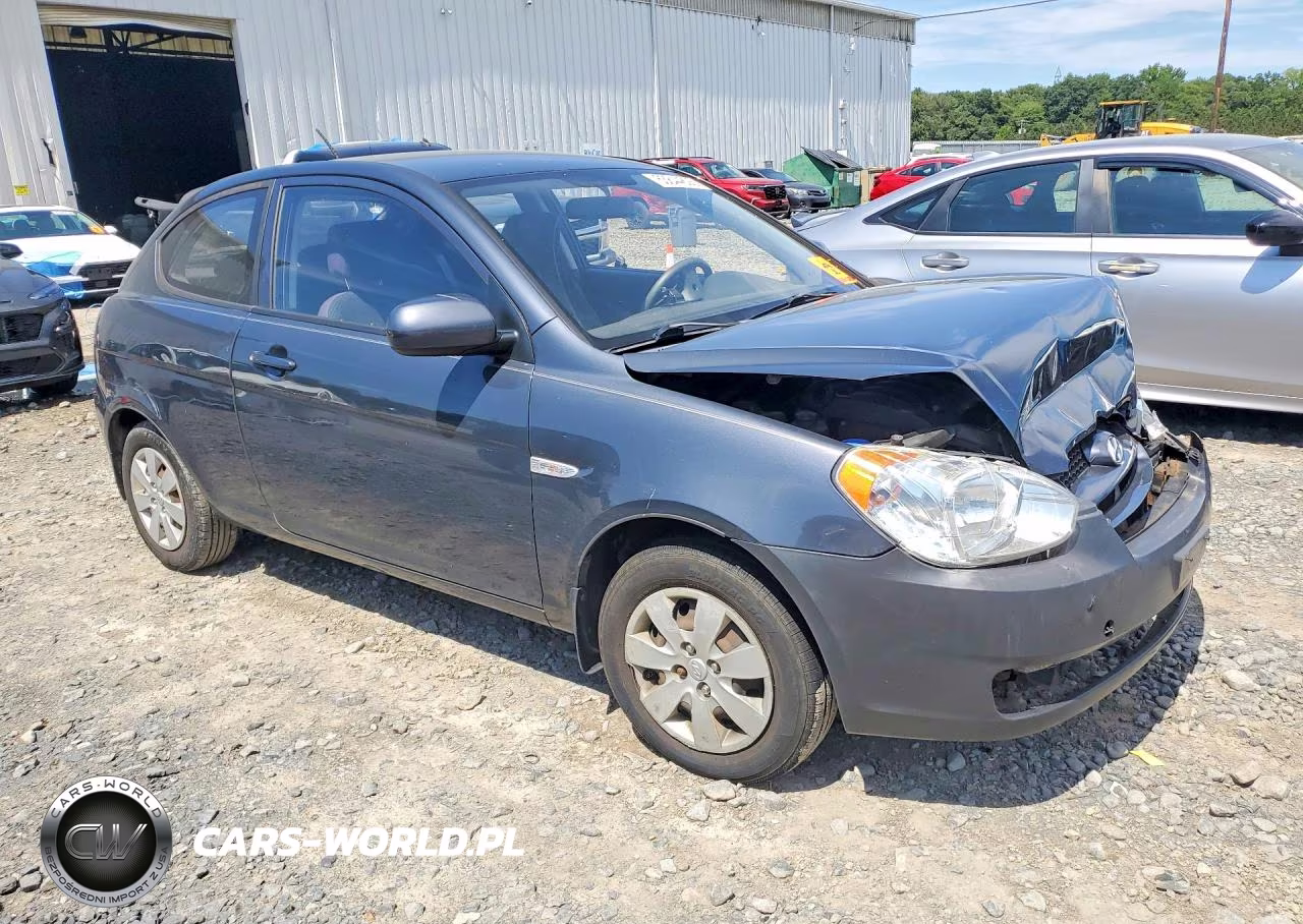 2010 Hyundai Accent Gs VIN:KMHCM3AC4AU158343 - 4