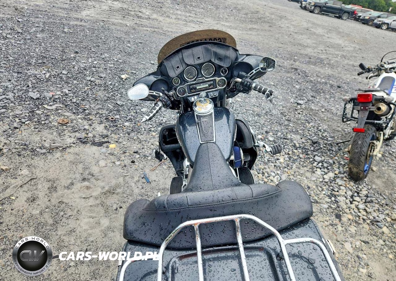 2007 Harley-Davidson Flhtcui VIN:1HD1FC4177Y606414 - 6