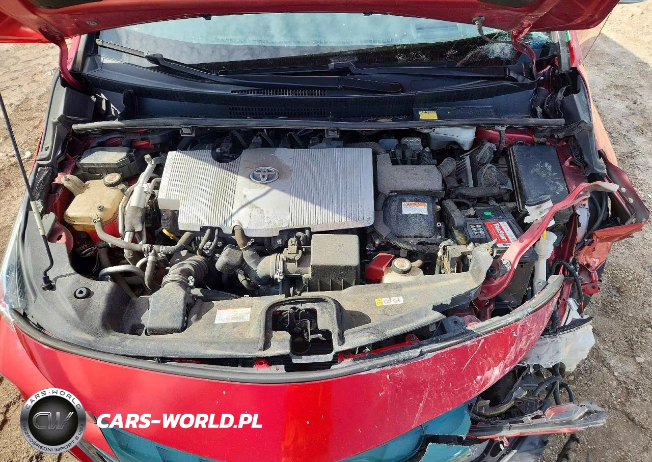 2018 Toyota Prius Prime Advanced VIN:JTDKARFP1J3070542 - 11