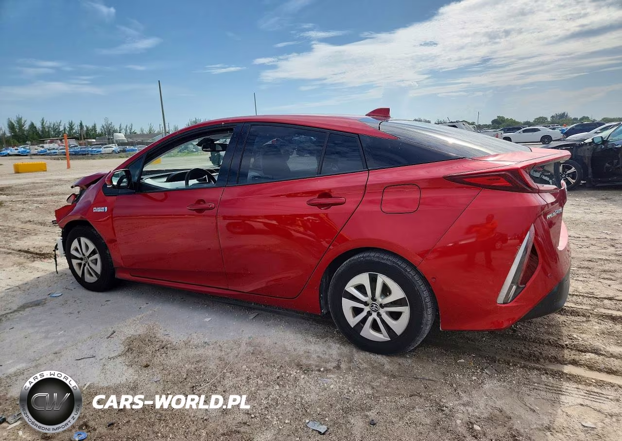 2018 Toyota Prius Prime Advanced VIN:JTDKARFP1J3070542 - 2