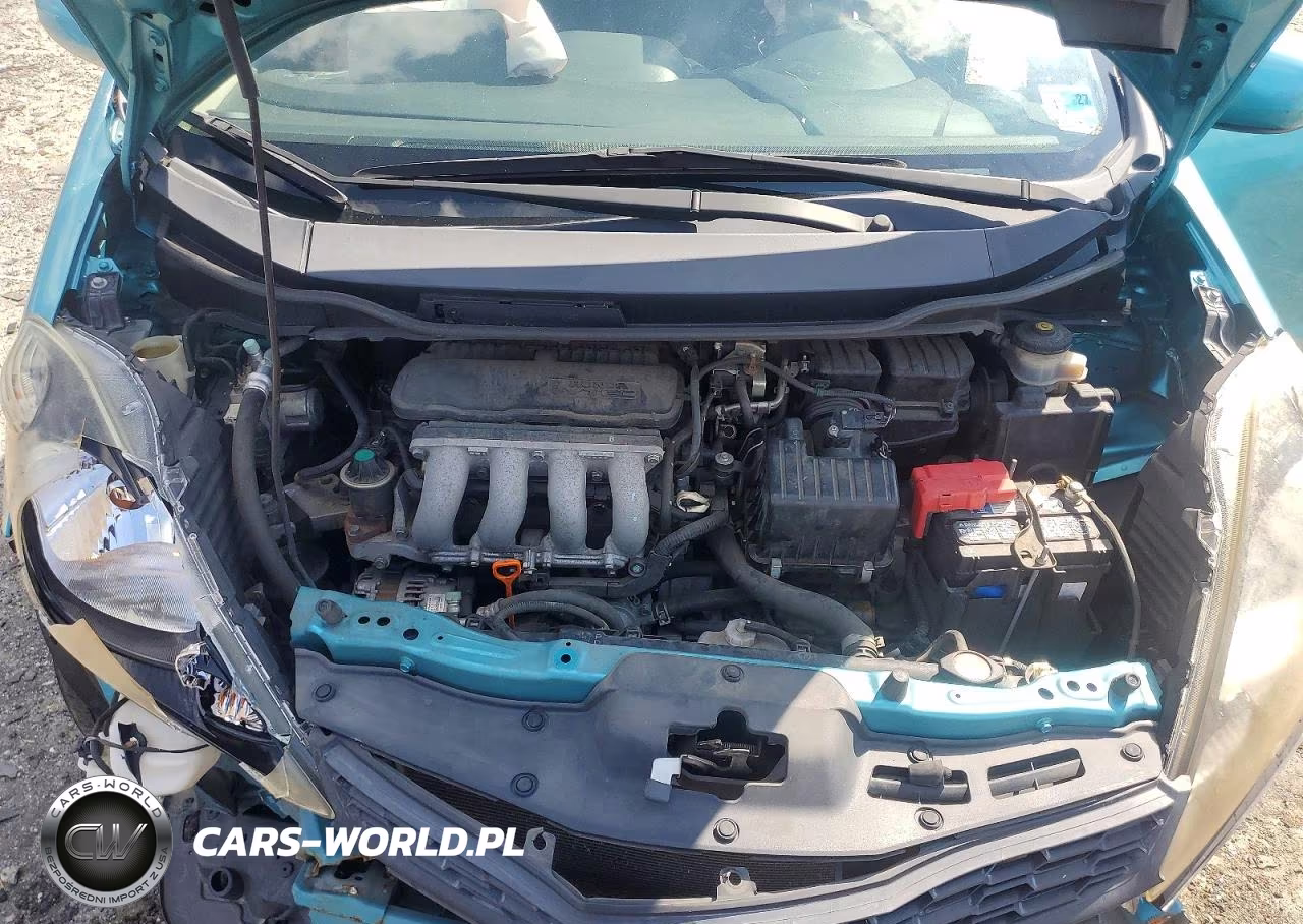 2013 Honda Fit Sport VIN:JHMGE8H59DC000970 - 11