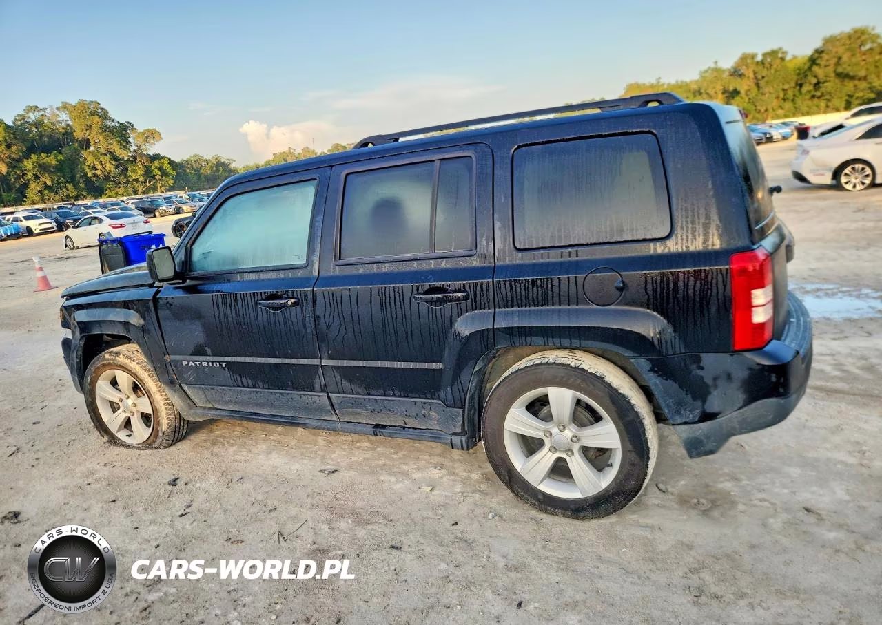 2016 Jeep Patriot Latitude VIN:1C4NJPFB2GD715126 - 2