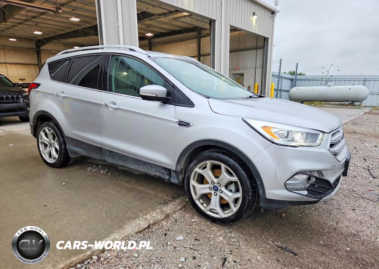 2019 Ford Escape Titanium VIN:1FMCU9J91KUA71279 - 4