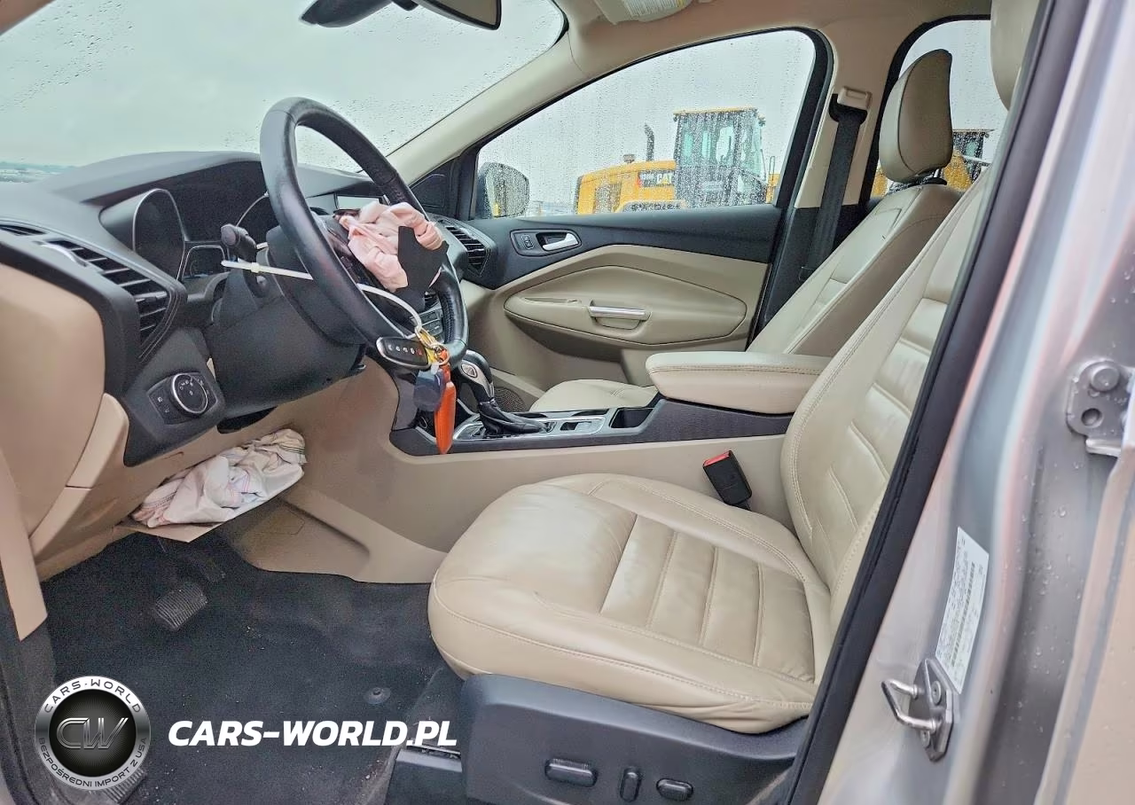 2019 Ford Escape Titanium VIN:1FMCU9J91KUA71279 - 7