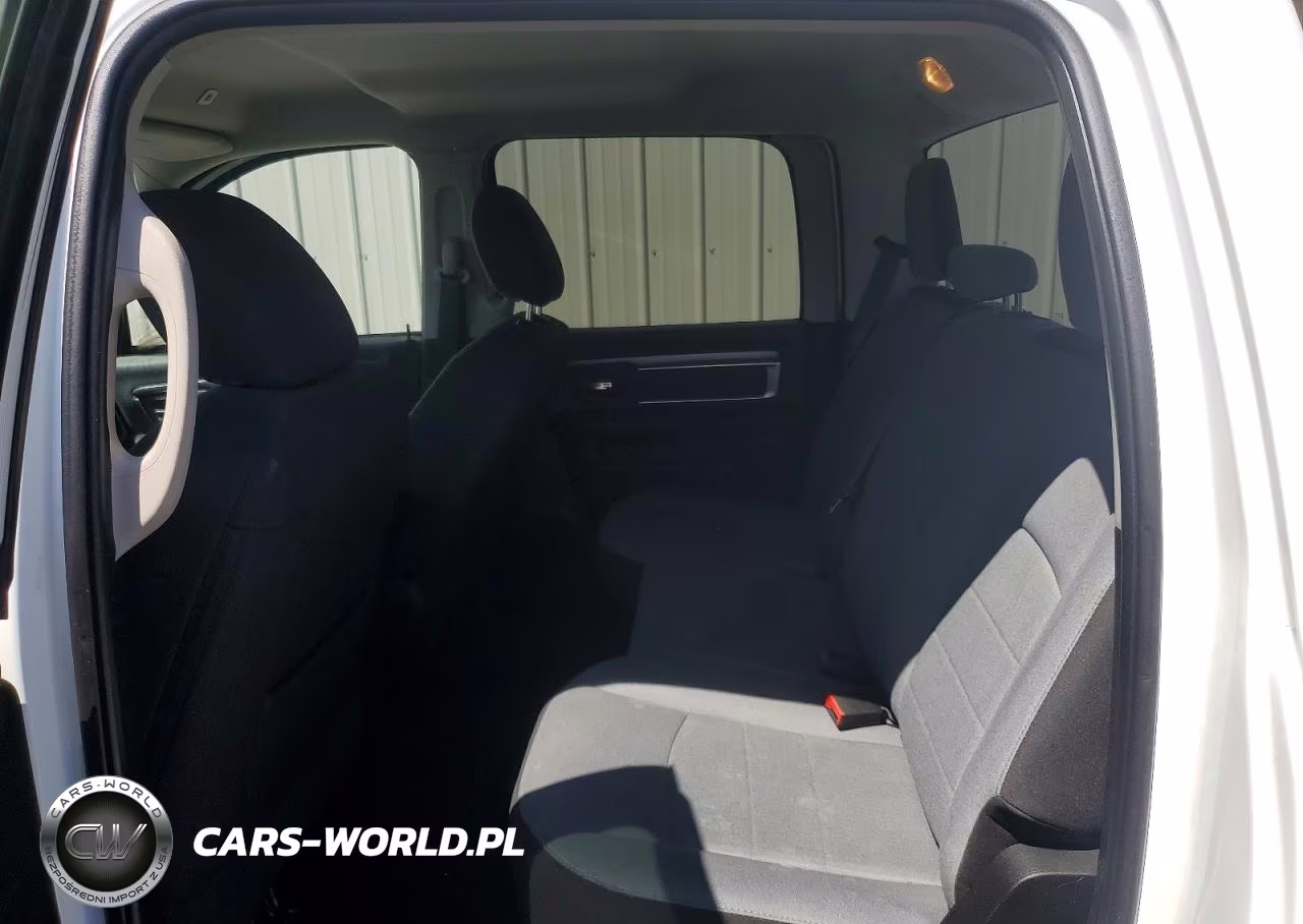2023 Ram 1500 Slt VIN:3C6RR7LGXPG621421 - 10