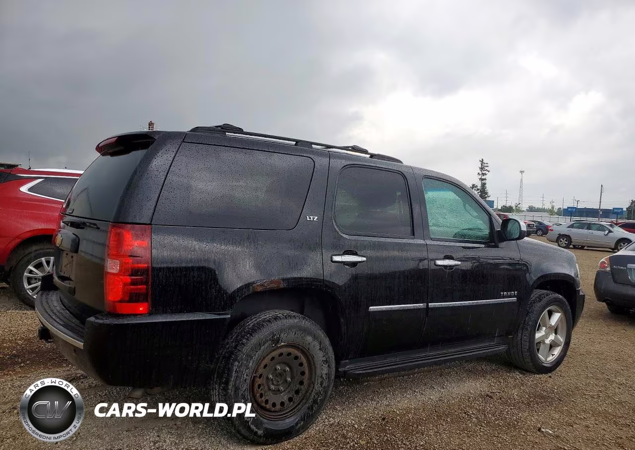 2013 Chevrolet Tahoe K1500 Ltz VIN:1GNSKCE04DR236625 - 3