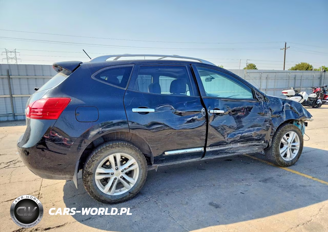 2012 Nissan Rogue S VIN:JN8AS5MV1CW716932 - 3