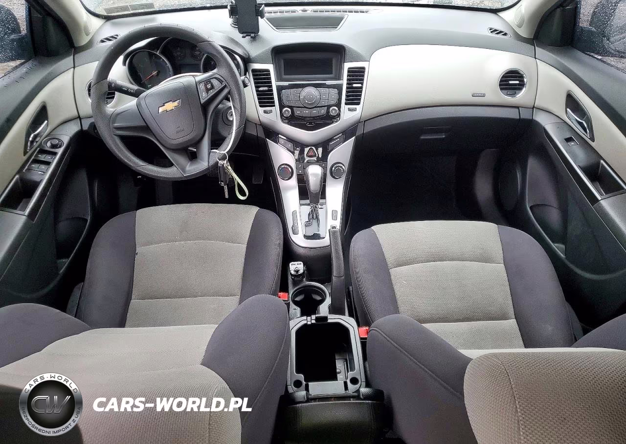 2013 Chevrolet Cruze Ls VIN:1G1PA5SG2D7308585 - 8