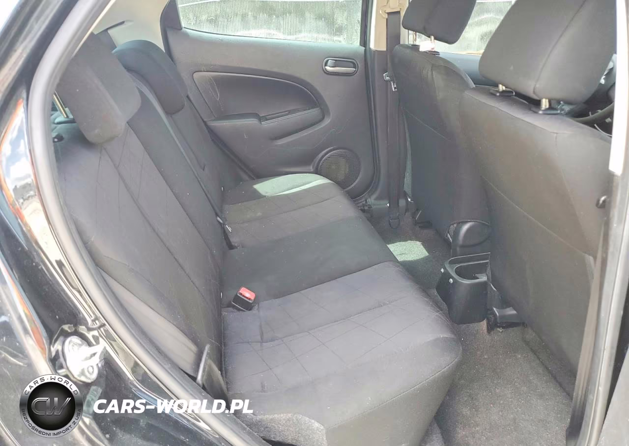 2014 Mazda Mazda2 Sport VIN:JM1DE1KZXE0182091 - 10