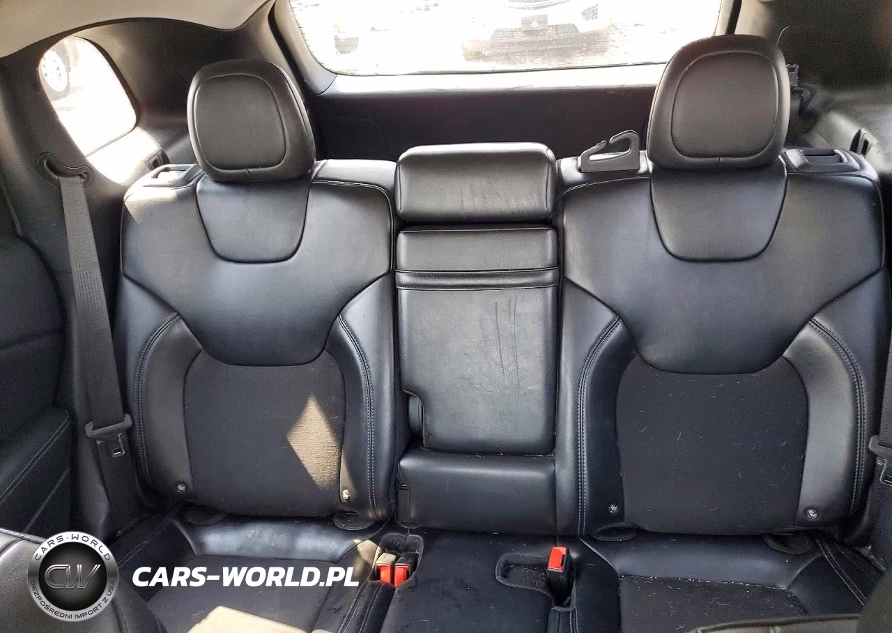 2019 Jeep Cherokee Latitude Plus VIN:1C4PJMLB9KD198623 - 10