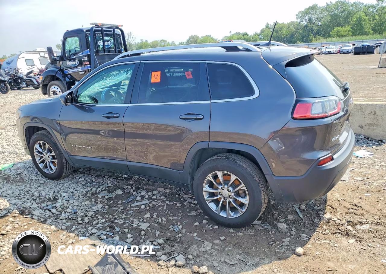 2019 Jeep Cherokee Latitude Plus VIN:1C4PJMLB9KD198623 - 2