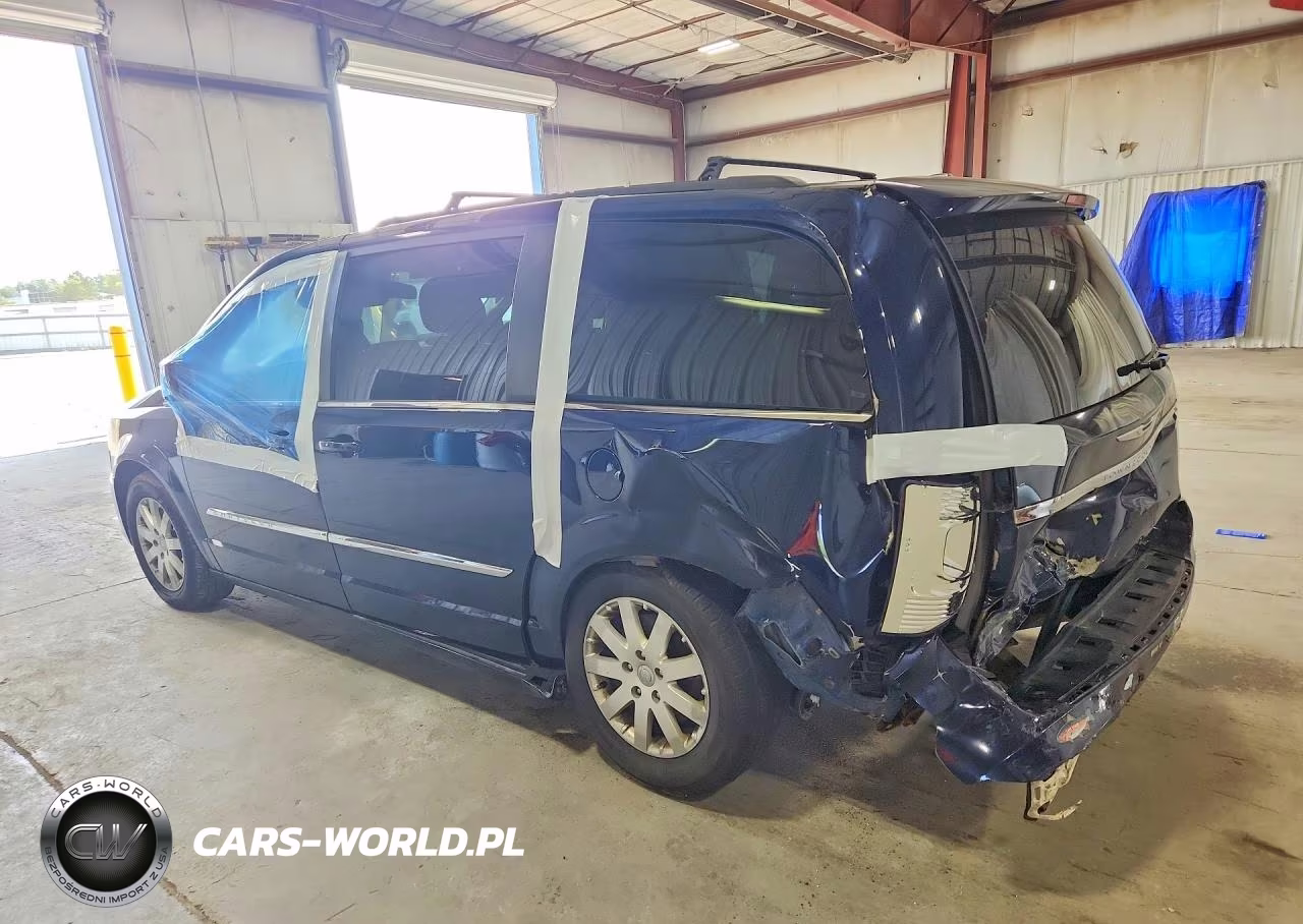 2015 Chrysler Town & Country Touring VIN:2C4RC1BG9FR740627 - 2