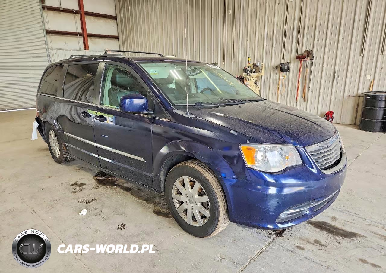 2015 Chrysler Town & Country Touring VIN:2C4RC1BG9FR740627 - 4