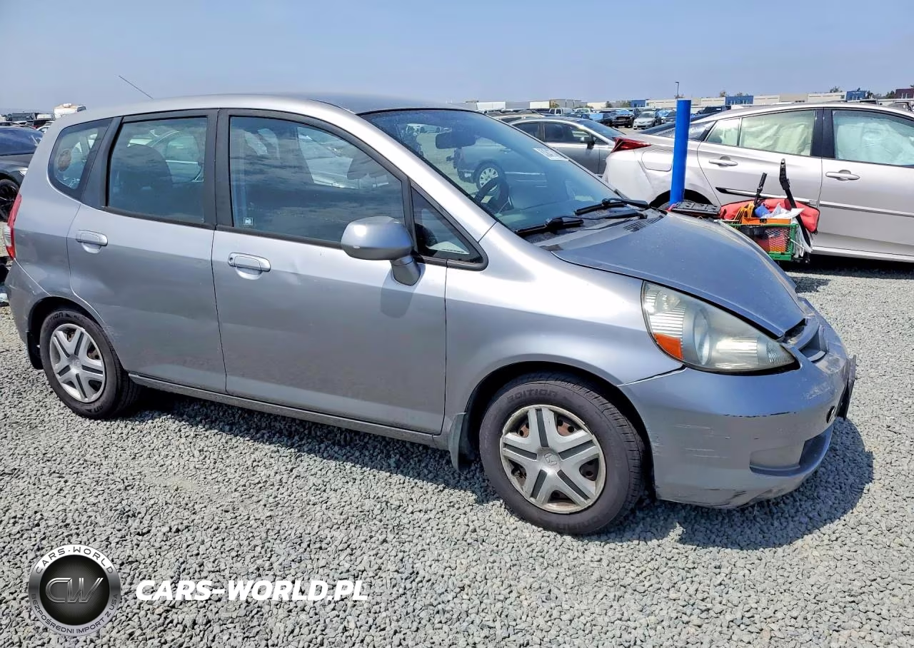 2007 Honda Fit VIN:JHMGD38407S025070 - 4