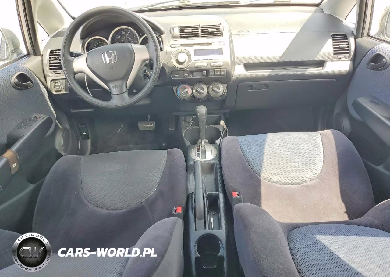 2007 Honda Fit VIN:JHMGD38407S025070 - 8